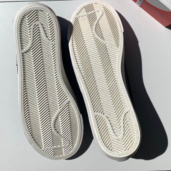 Nike | Blazer Low LX *Pony - Picture 10 of 10